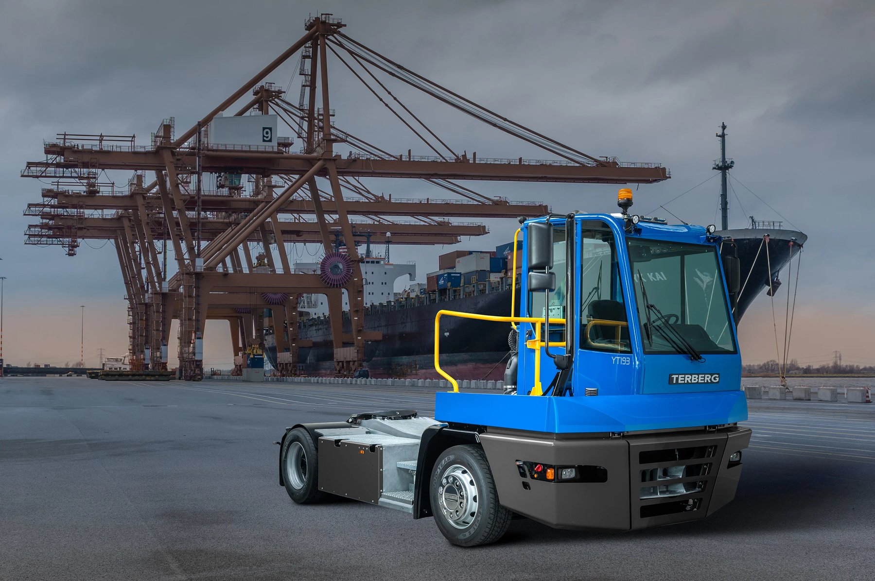 Tractor units Terberg YT193