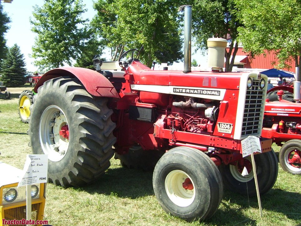 Tractor International Harvester 1206