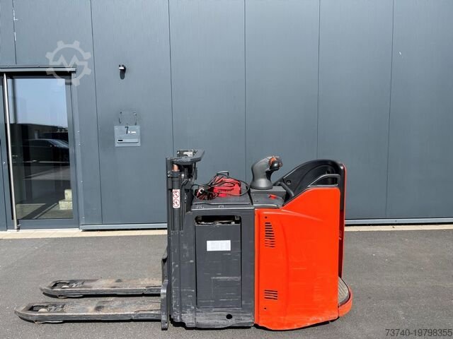 Forklift Linde D12 AP : 1,2t / 2t (133-01)