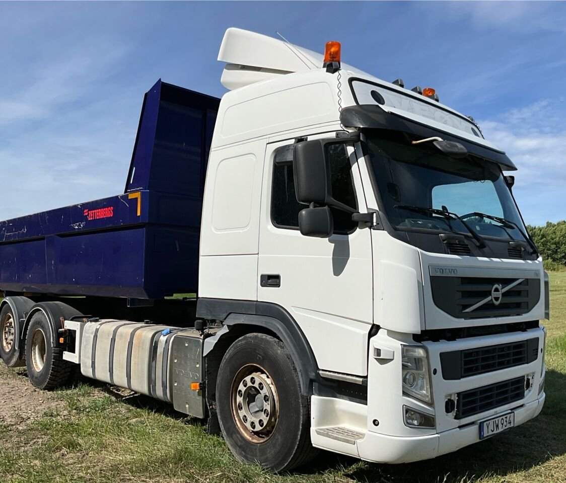 Truck Volvo 12-FM62RB-A8-6X2/490+137