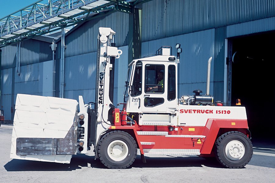 Diesel forklifts Svetruck 136120-35