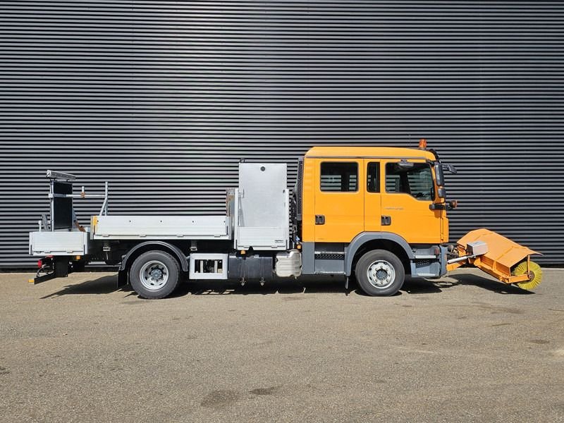 Truck MAN TGM 15.240 4X2 LL