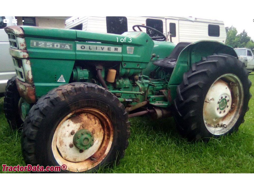 Tractor Oliver / Fiat 1250 (4 WD)