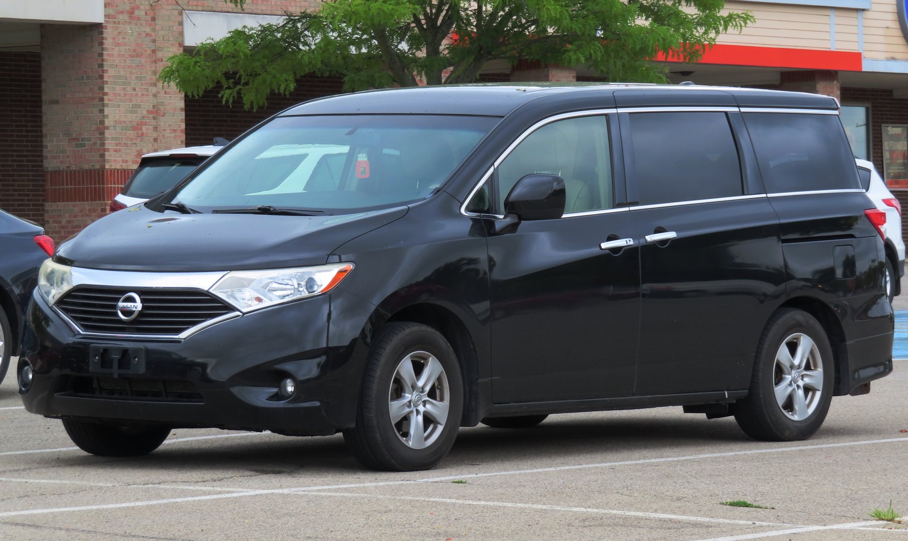 Van Nissan QUEST