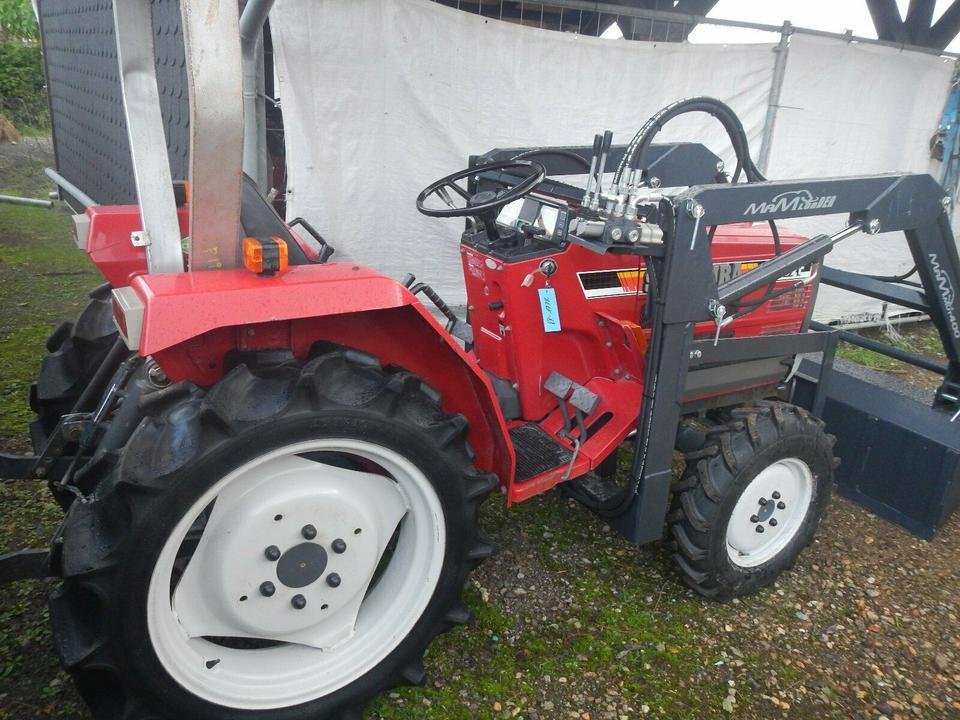 Tractor Shibaura P19