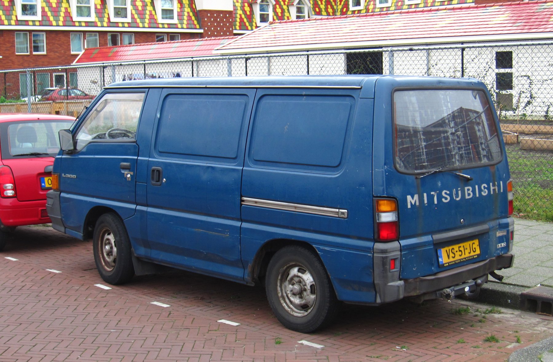 Van Mitsubishi L300 2.0 PANEL VAN