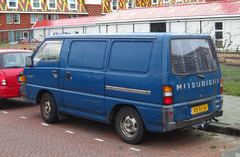 Mitsubishi L300 2.0 PANEL VAN