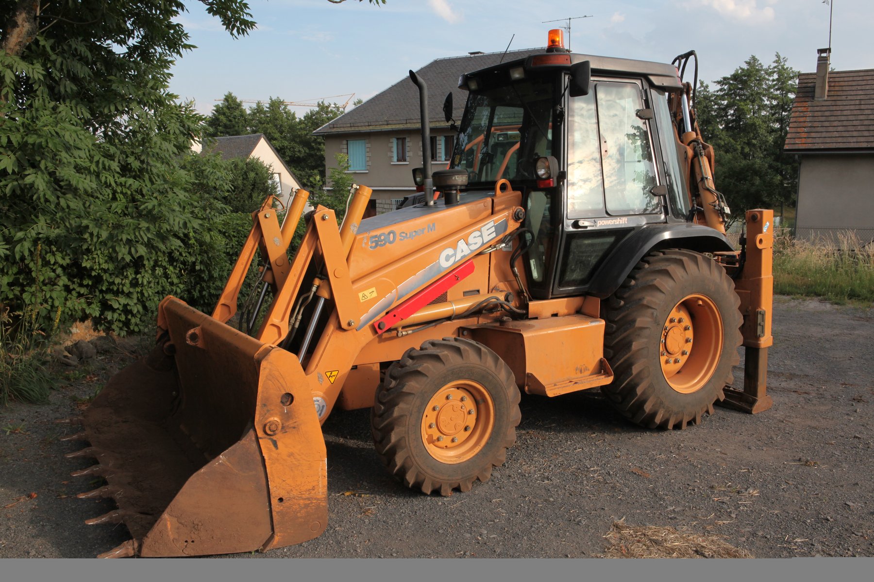 Case 590 Super M