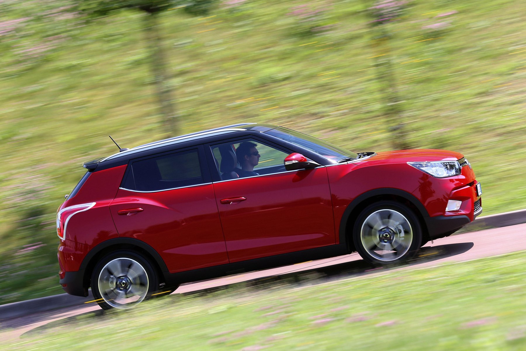 Van Ssangyong Ssangyong TIVOLI