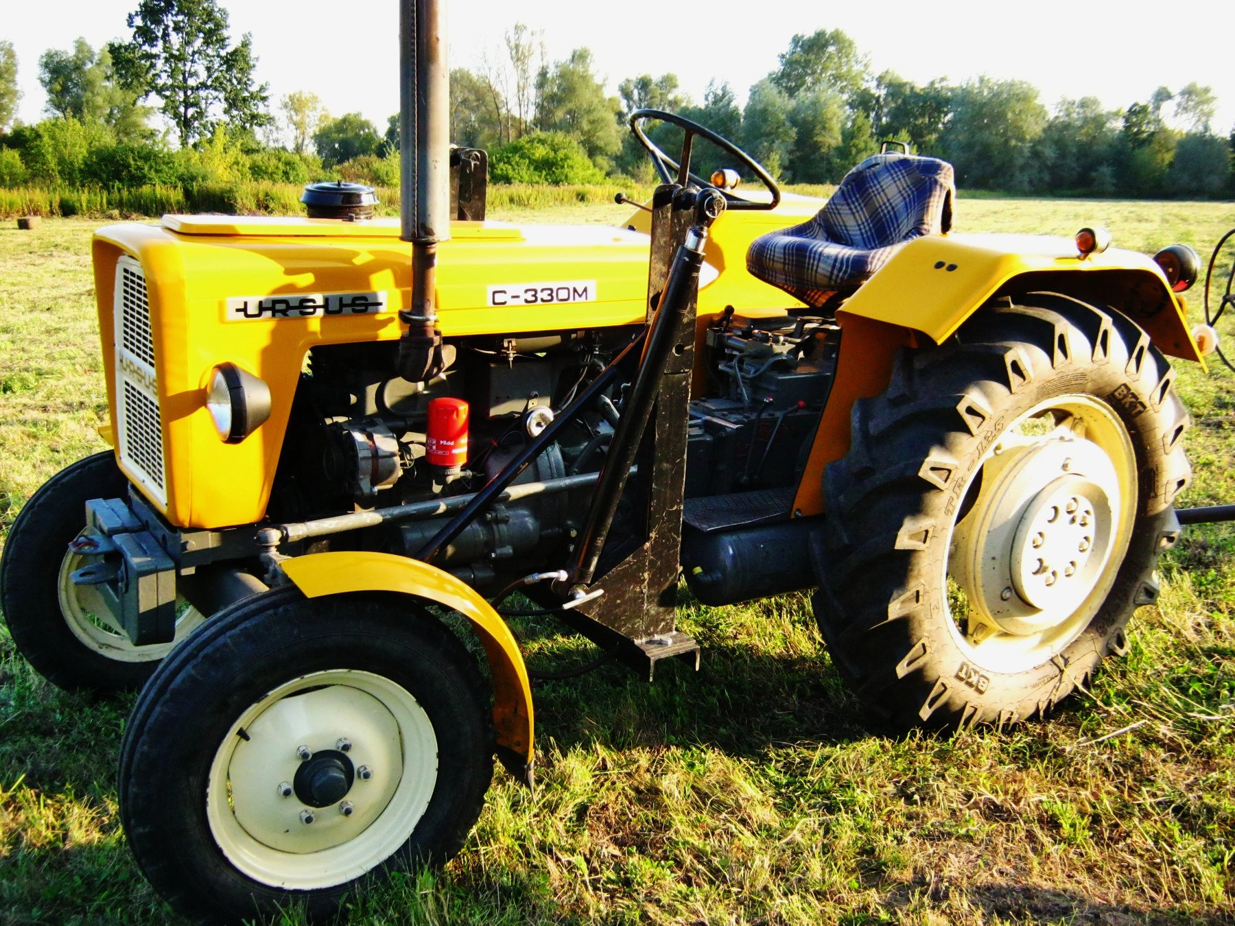 Traktor Ursus 3722
