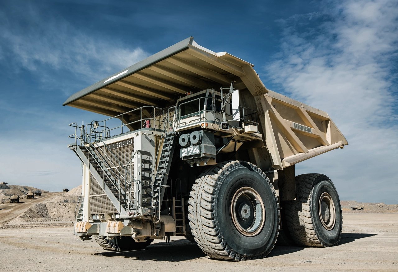 Lastwagen Liebherr UTM 455