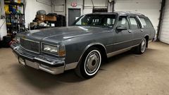 Chevrolet CAPRICE CLASSIC BN81Y-VAN