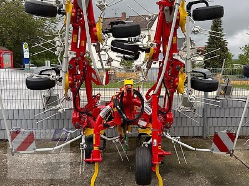 Grünland & Futter Pöttinger Hit 8.81