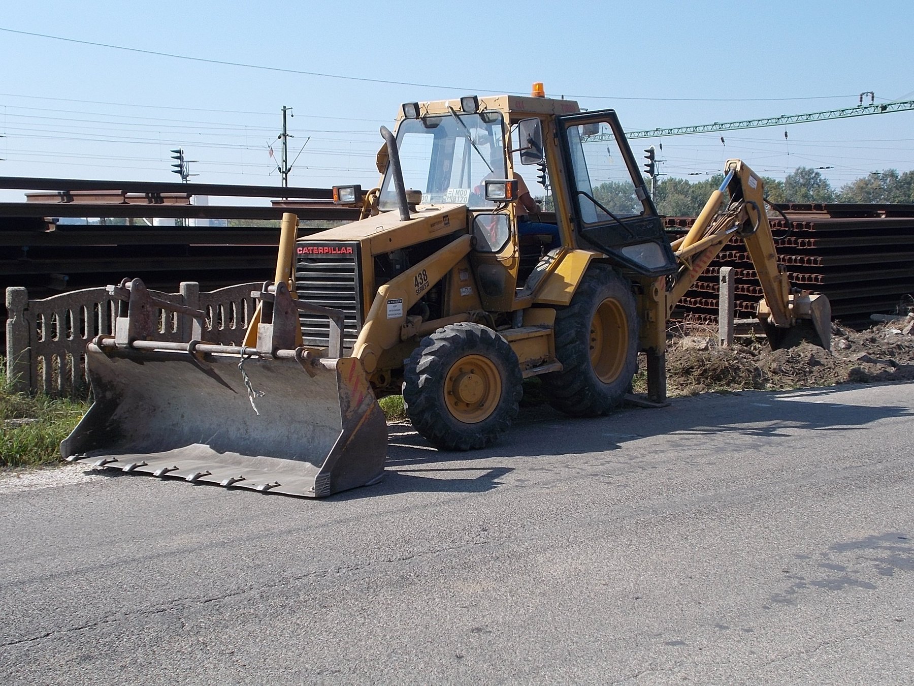 Caterpillar 438 Series II