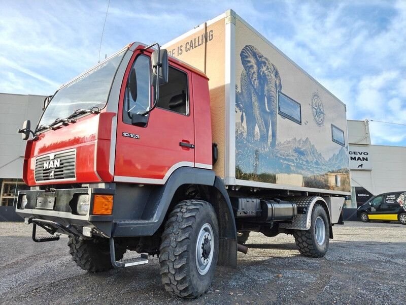 Truck MAN 10.163 F/425