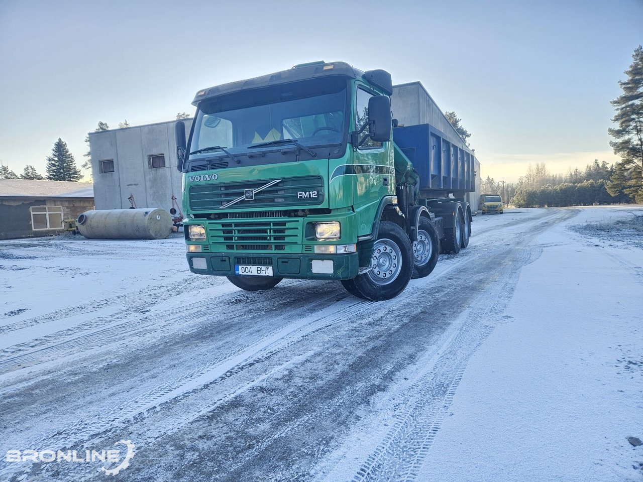 Truck Volvo 12-FM82RB-8X2/179+331+137