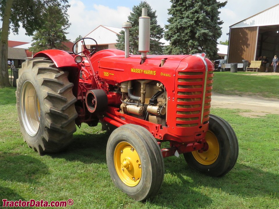 Tractor Massey Harris M-H 555