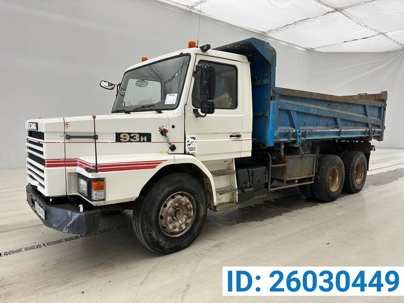 Scania P93HL