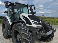 White Farm Equipment 125
