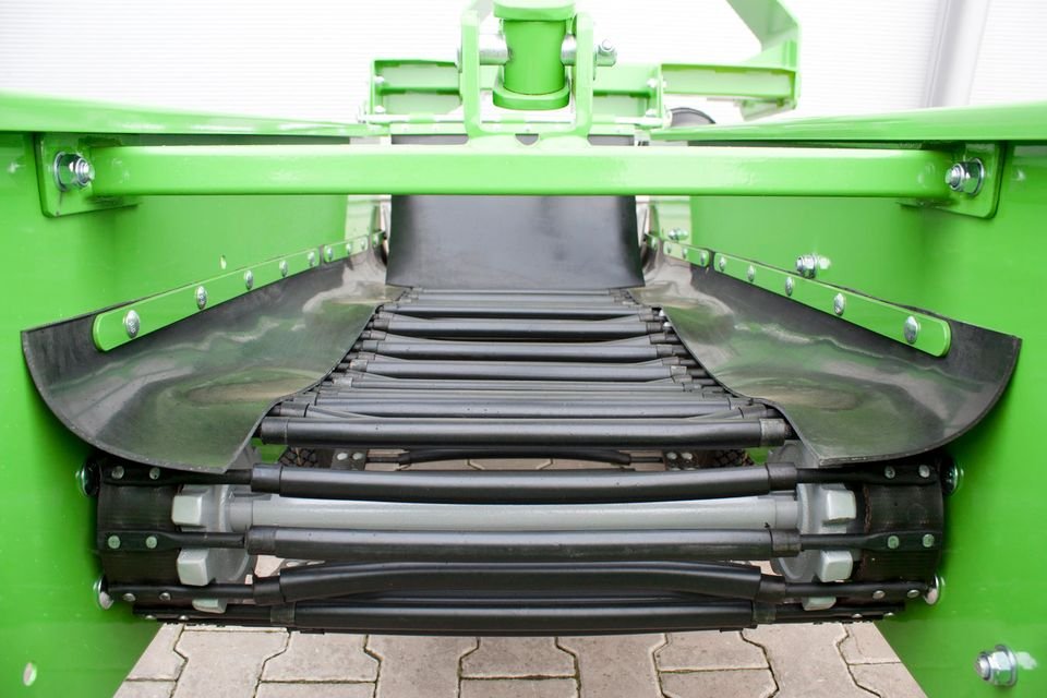 Forestry machine John Deere 548G Series III