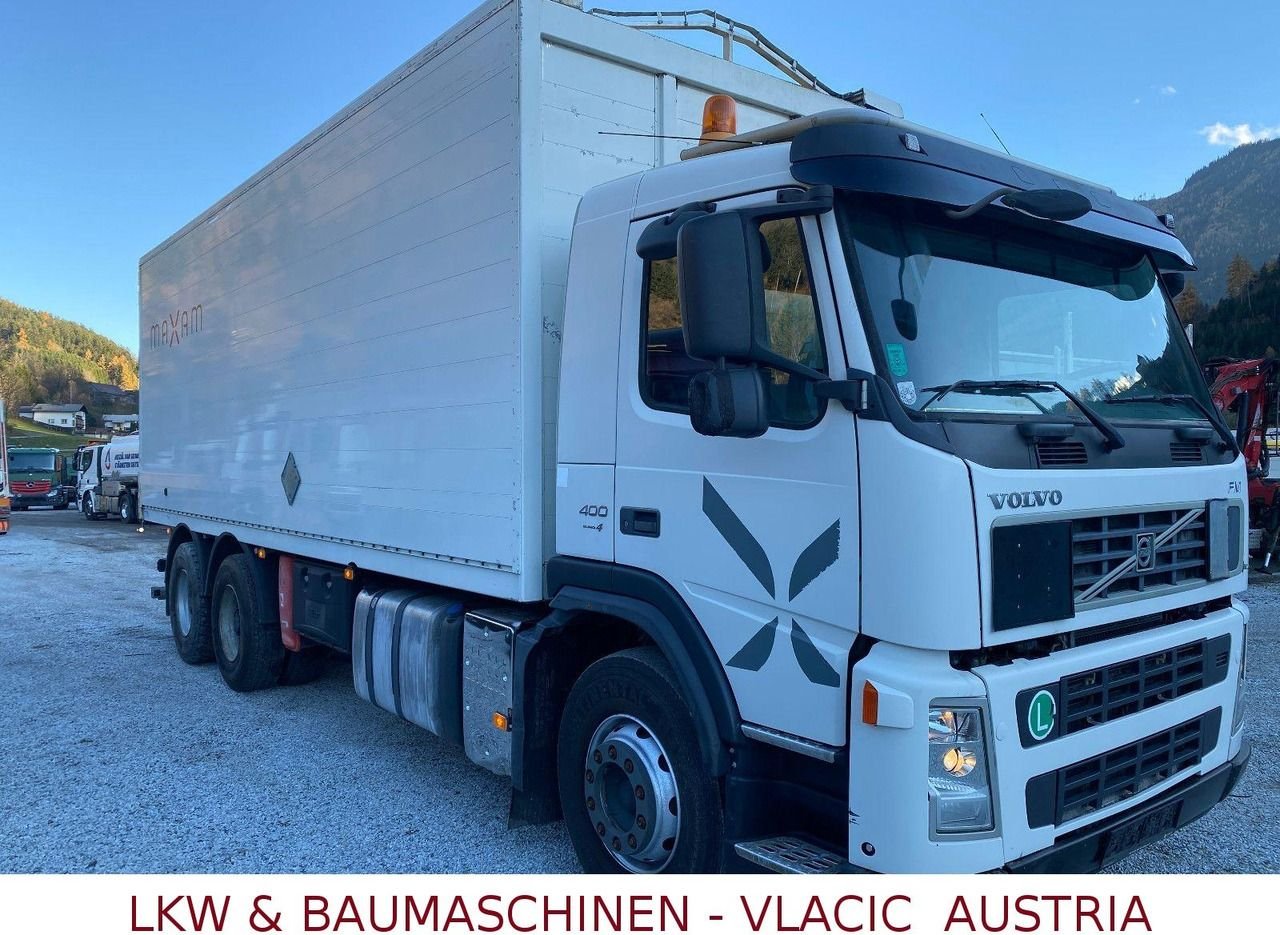 Truck Volvo FM D11