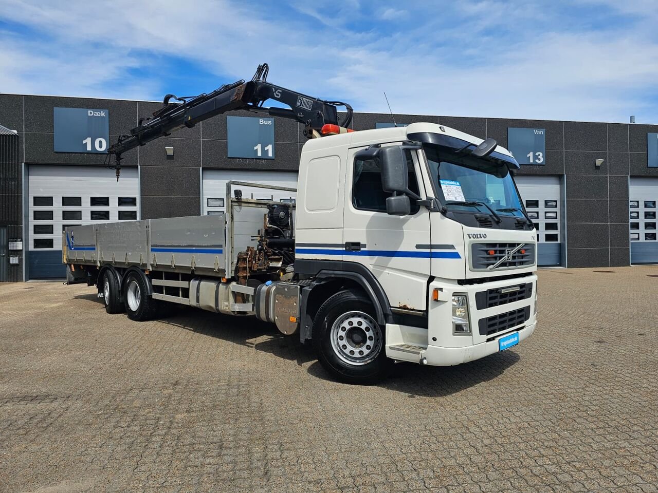 Truck Volvo FM-300