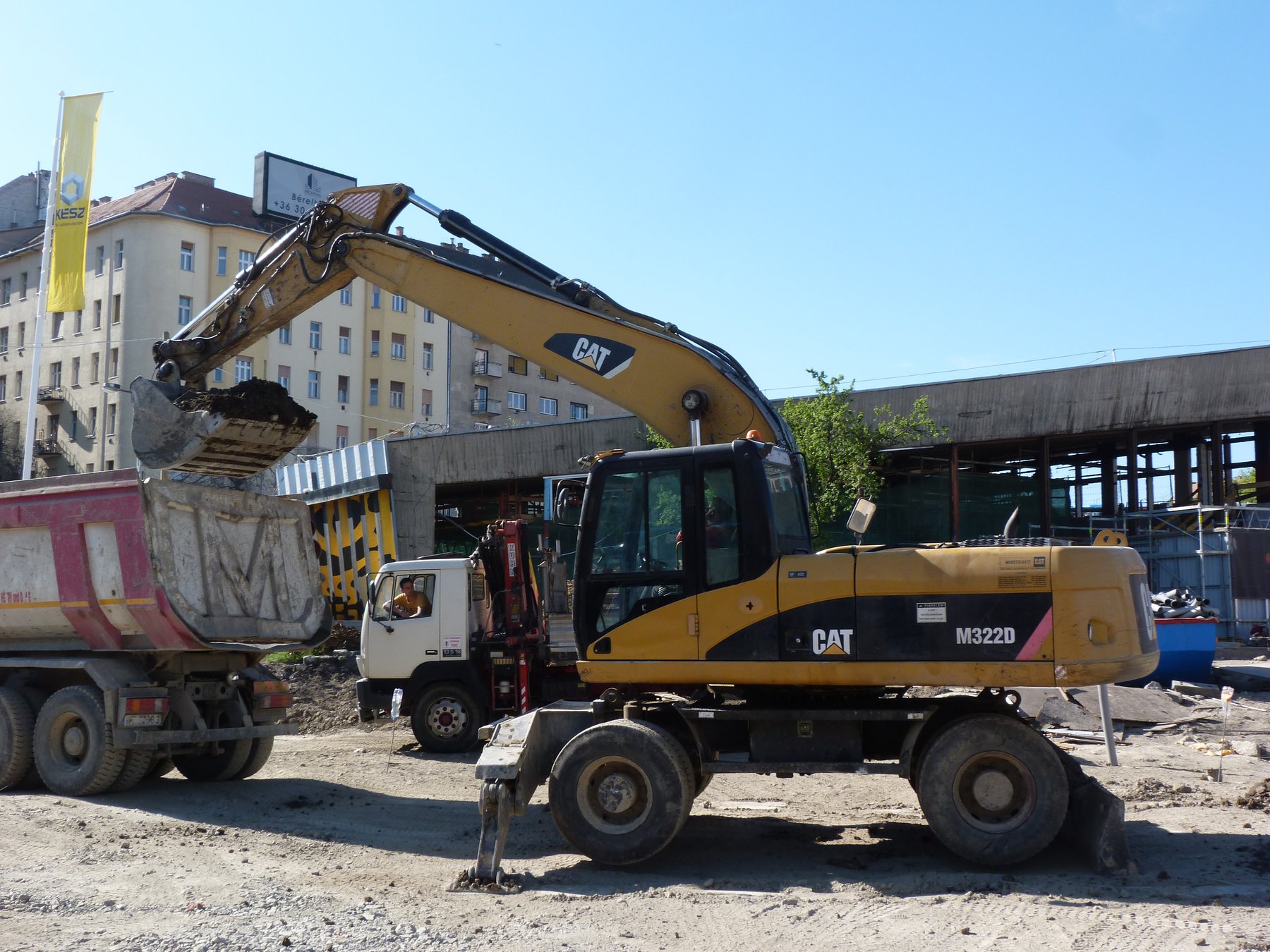 Caterpillar M322D