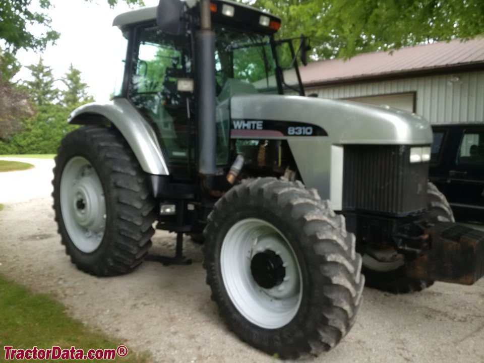 Tractor AGCO White 8310