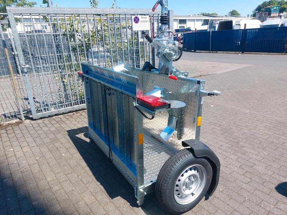 Roll On 2000 AGW A
