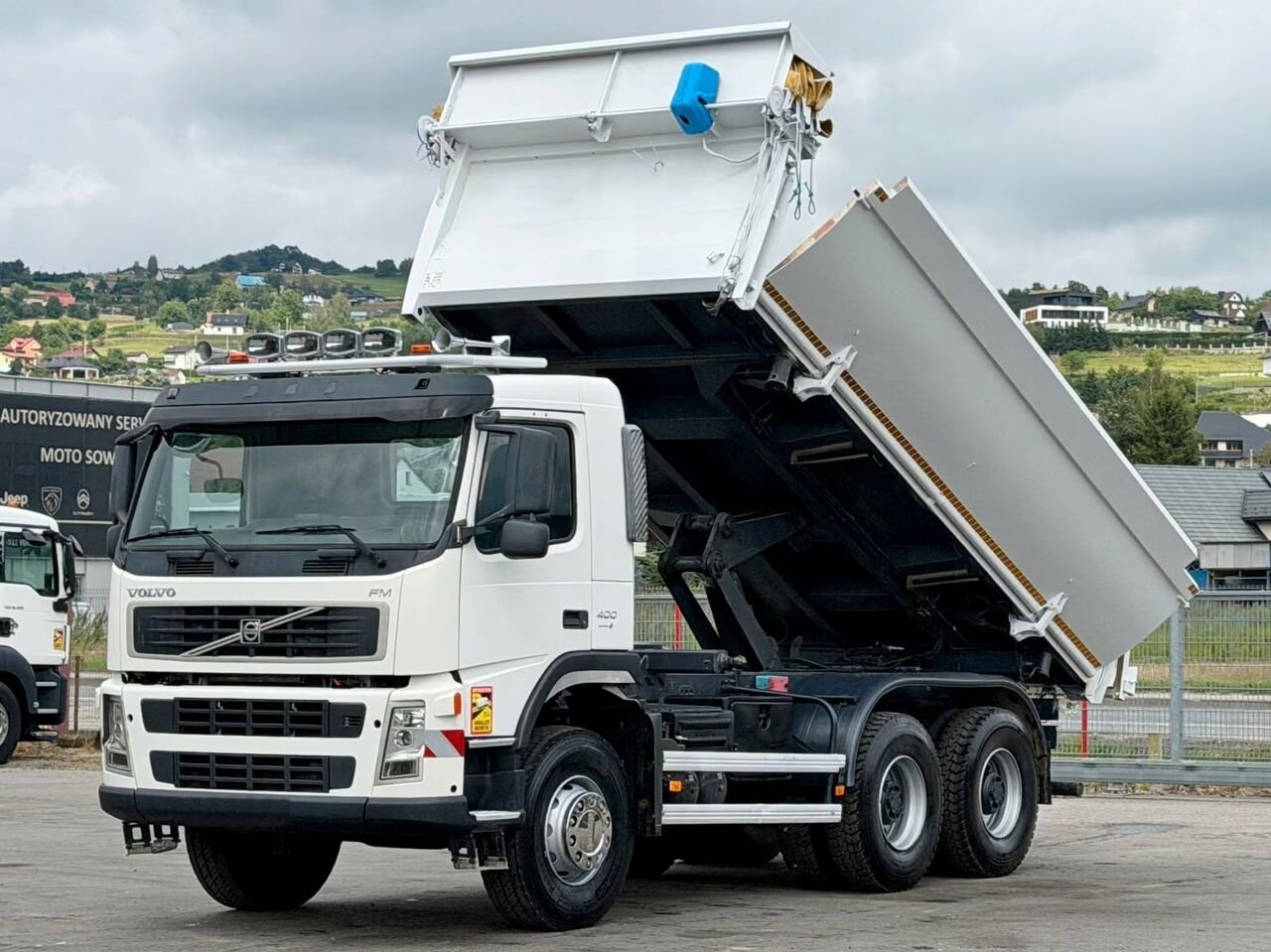 Truck Volvo F12S-25-6X2F