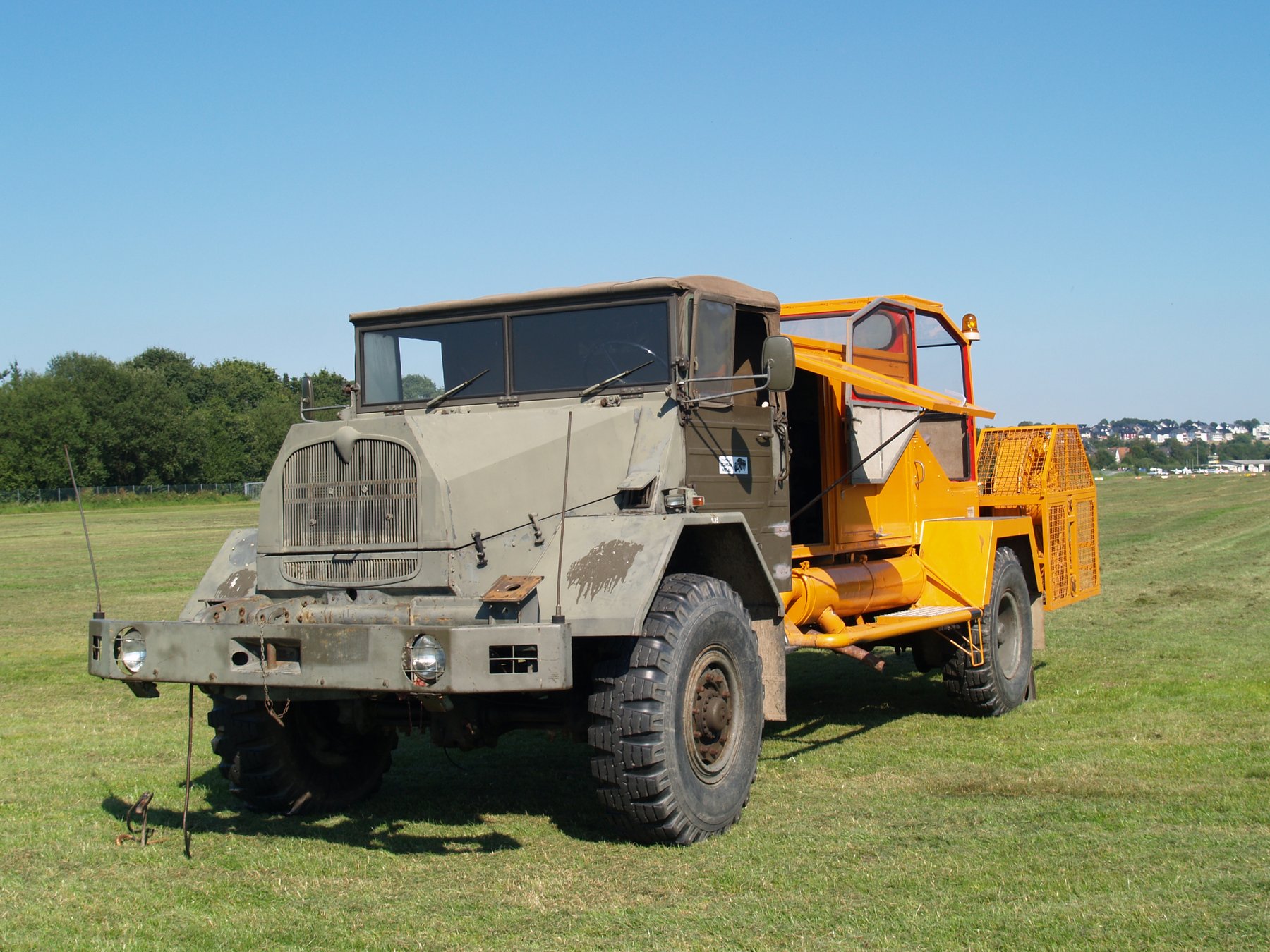 Truck MAN 630 L 2 A