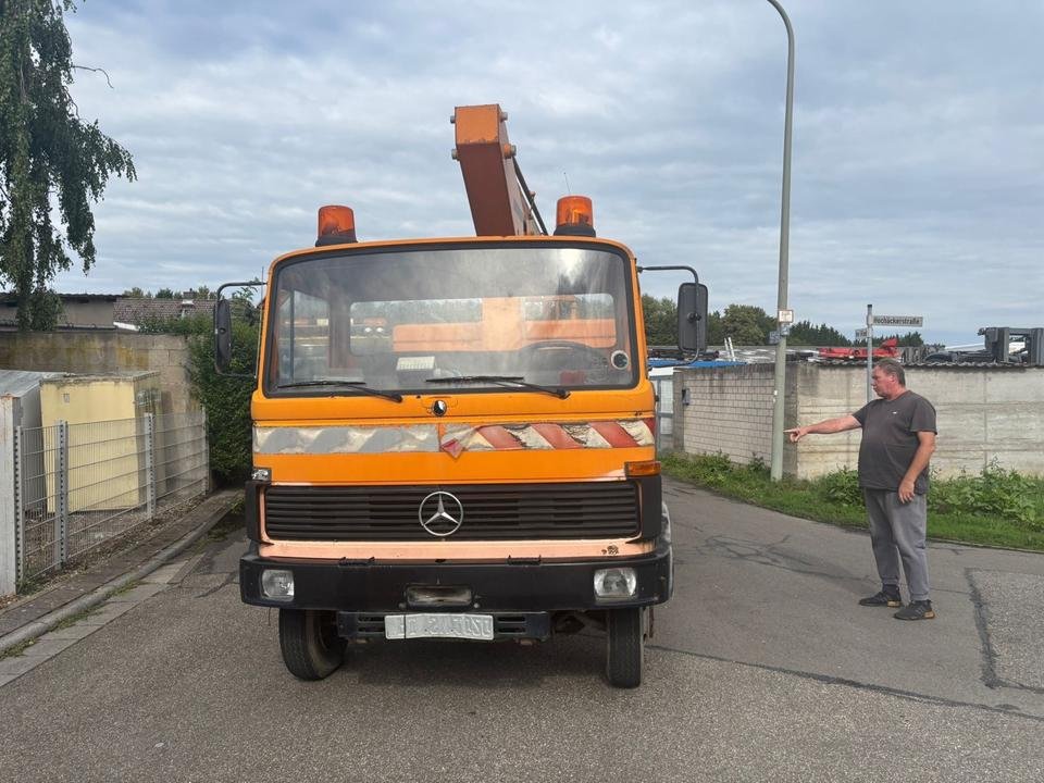 Truck Mercedes Benz LP 709