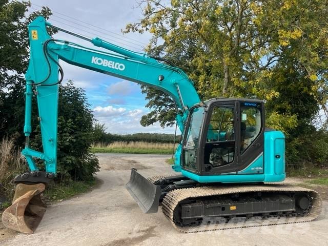 Excavator Kobelco SK140SRLC-3