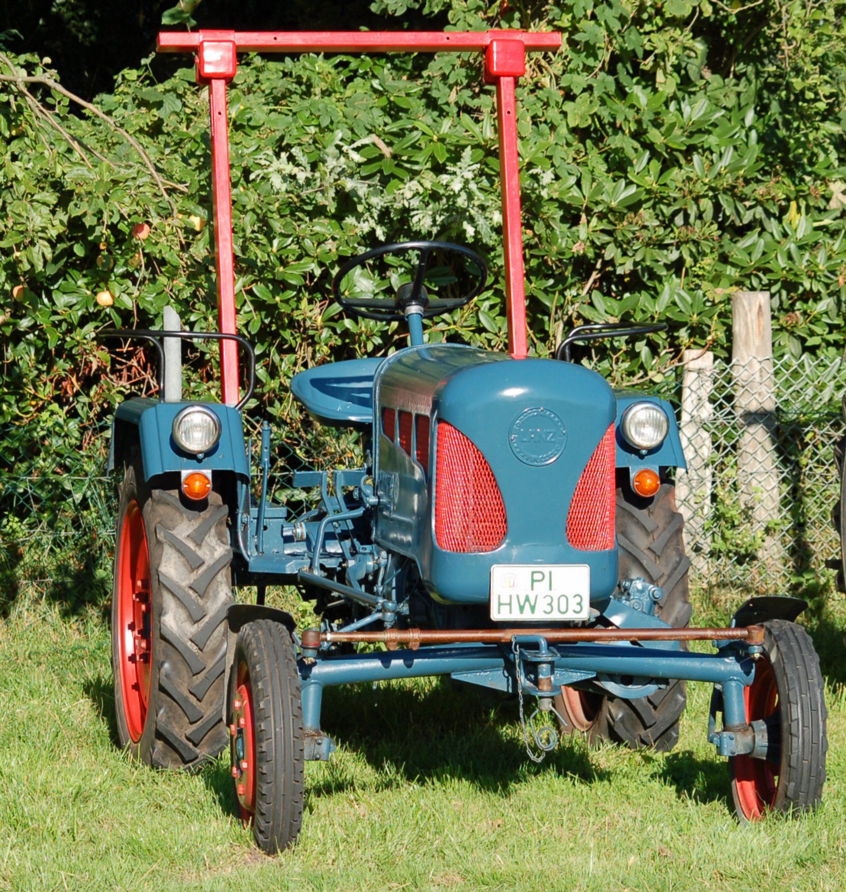 Tractor Lanz D 1666