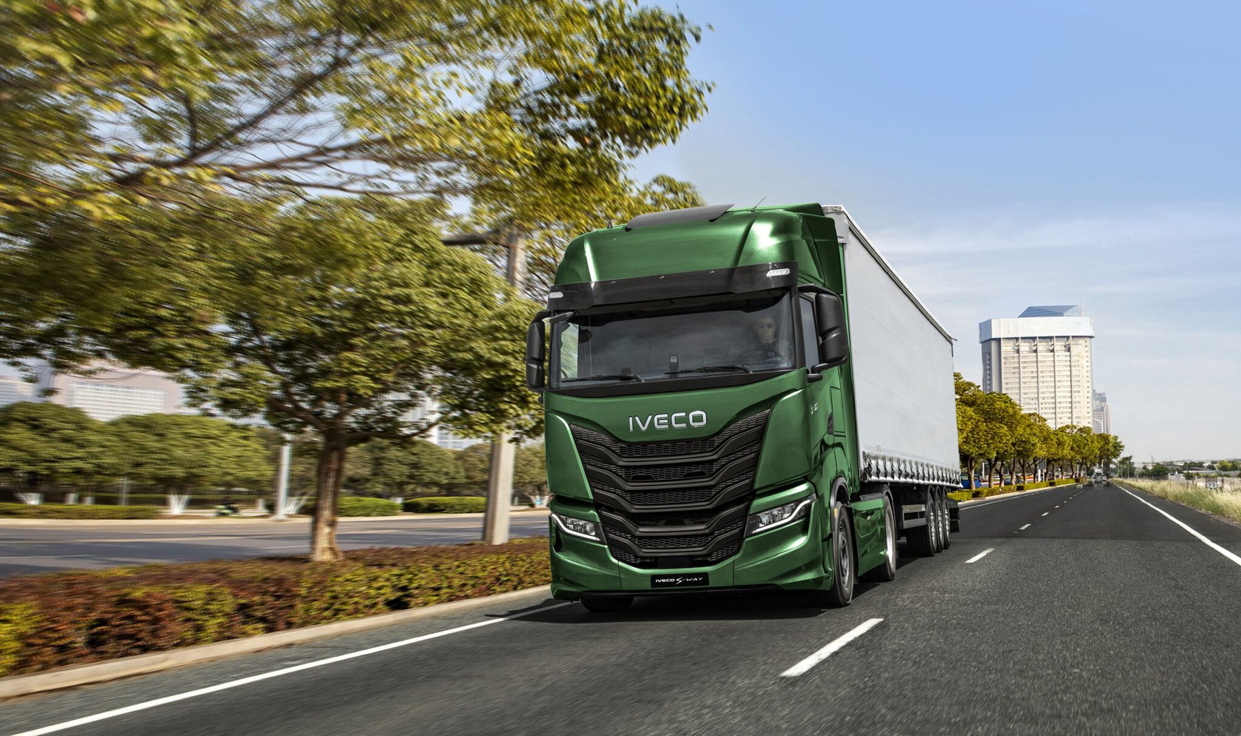 Lastwagen Iveco S4