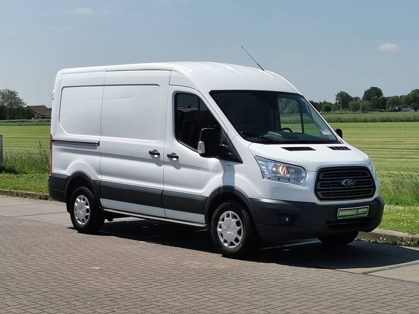 Transporter Ford 300 EXTRA HIGH VAN-2.0D63-FAGY/375