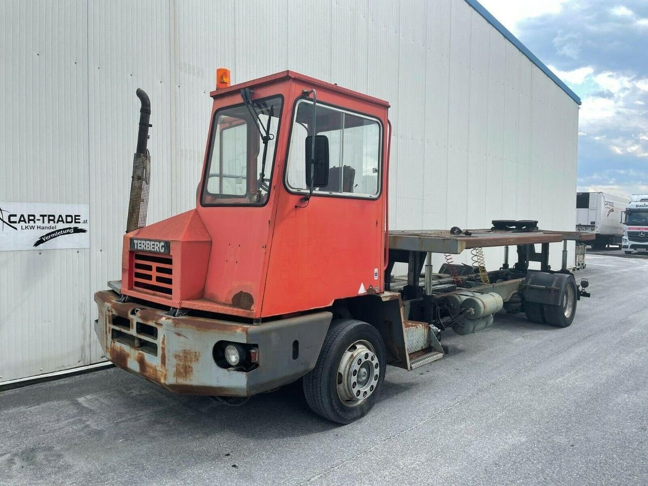 Truck Terberg YT17
