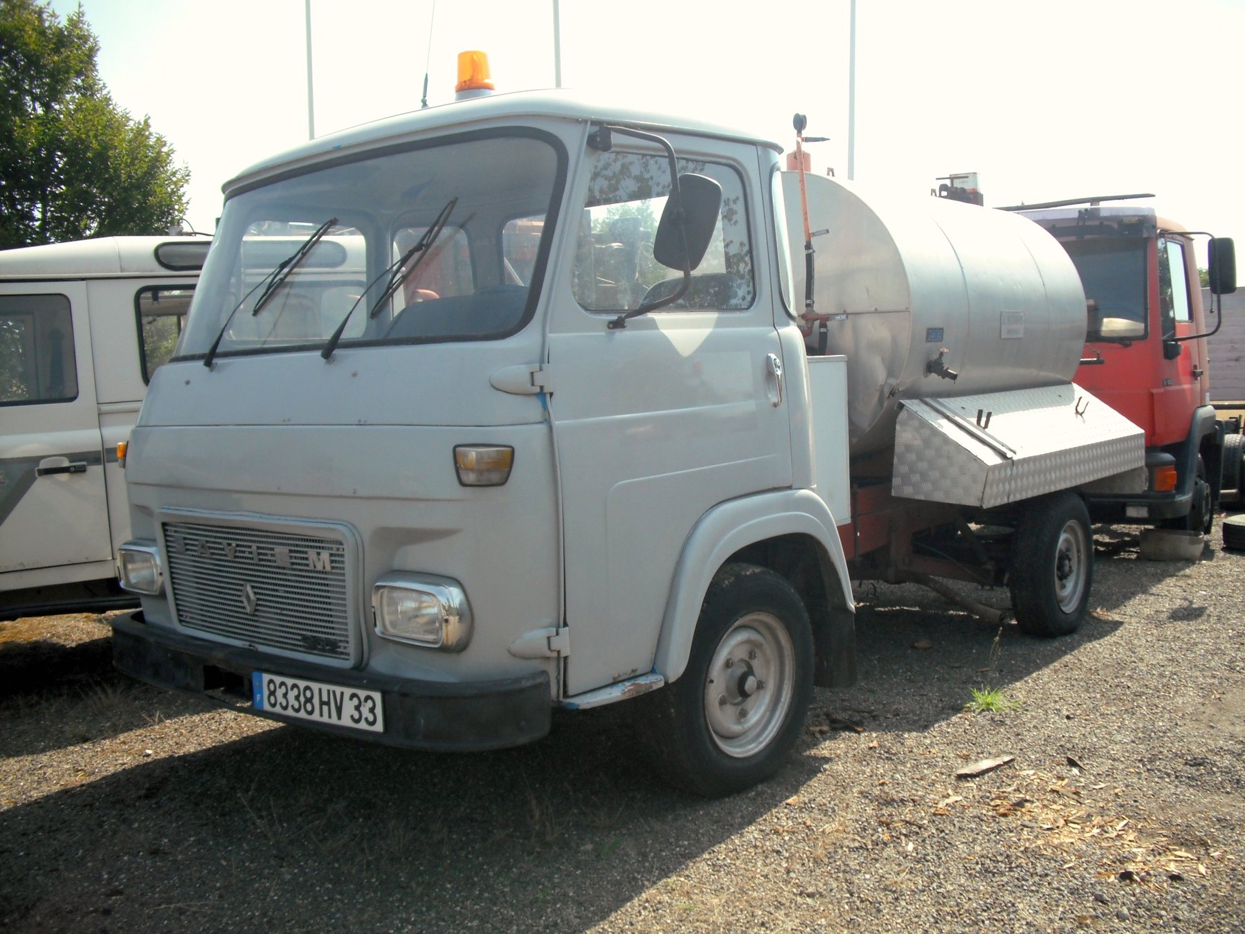 Saviem Renault SG2E