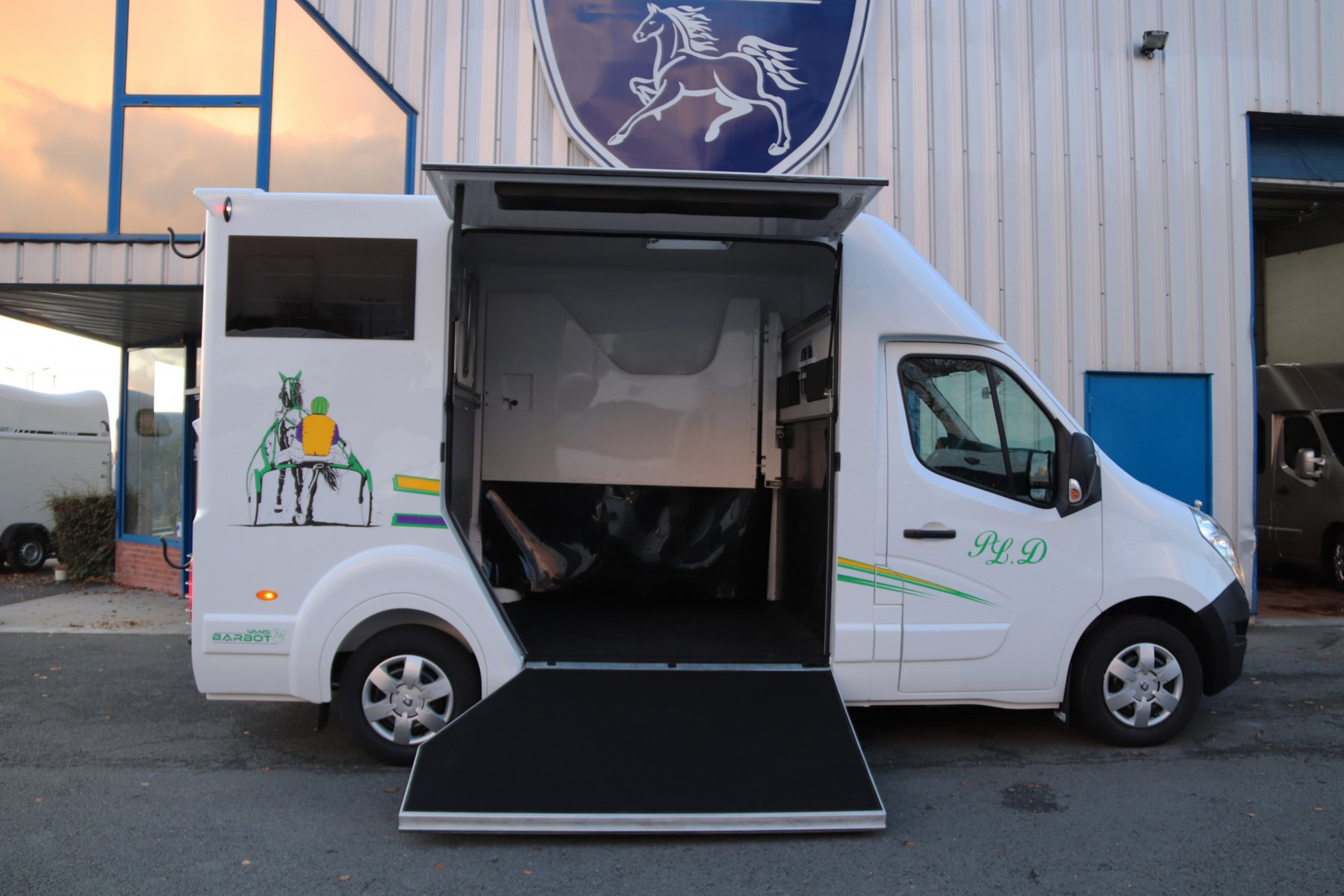 Transporter Renault BARBOT POLYVAN D3C