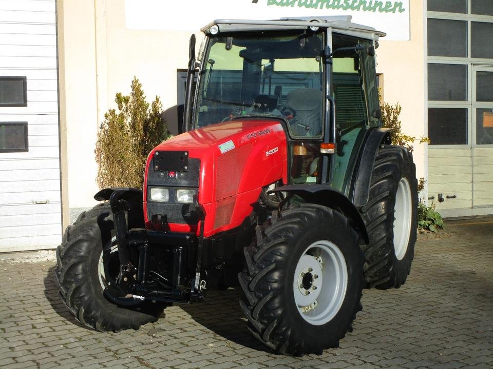 Tractor Massey Ferguson MF 2430 GE 4WD