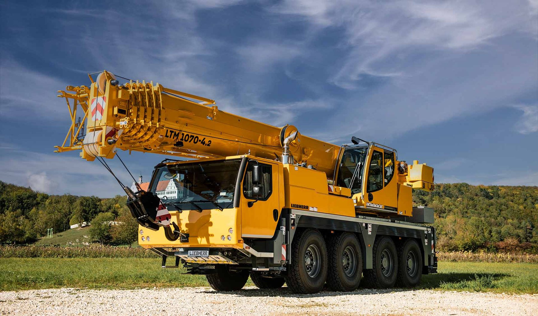 Mobile & rough terrain cranes Liebherr LTM1070