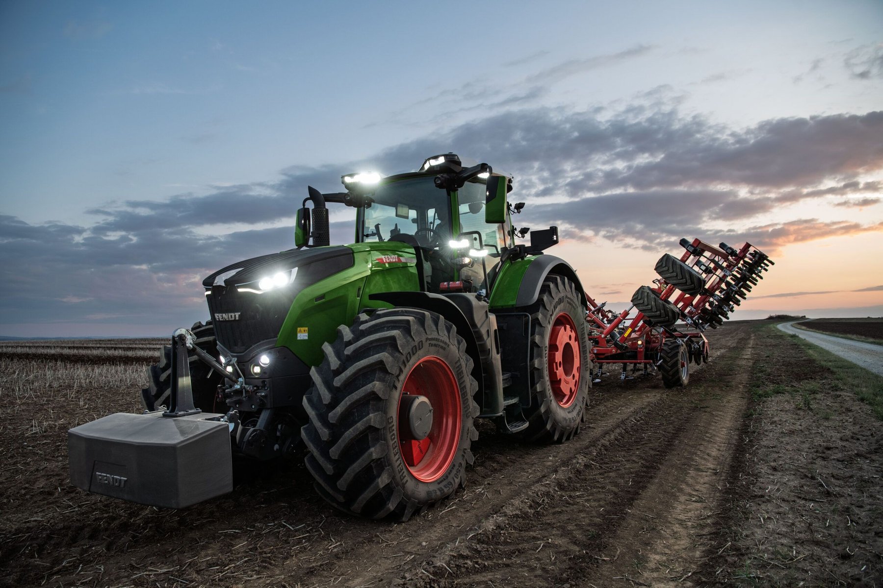 Tractor Fendt FVA 383S