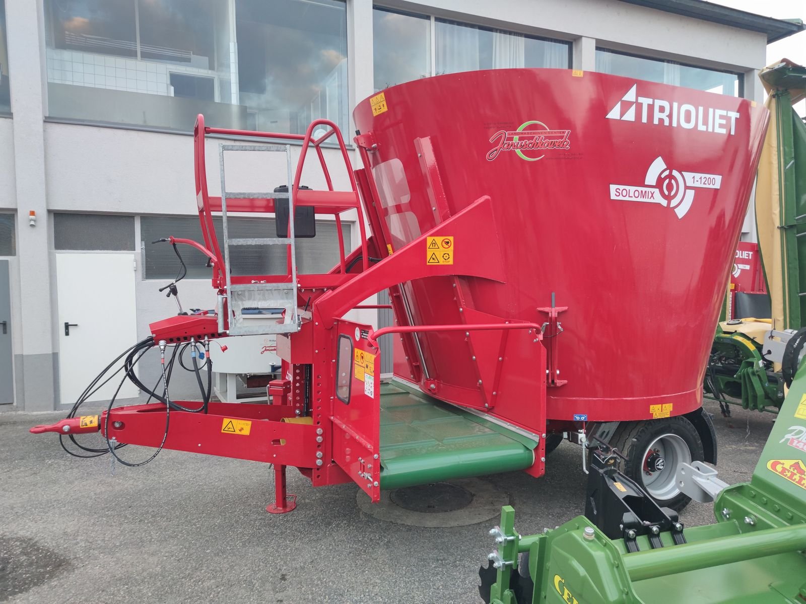 Feed handling Trioliet Solomix 1-1200