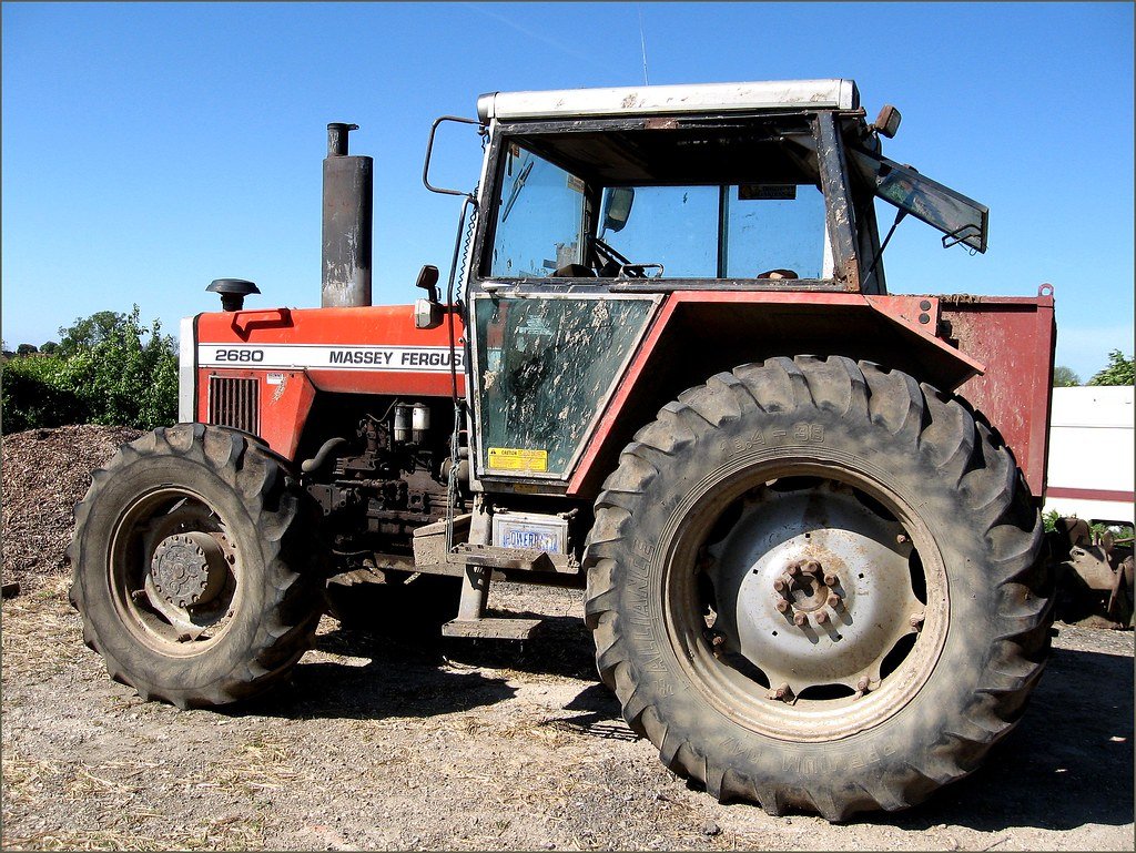 Tractor Massey Ferguson 2680