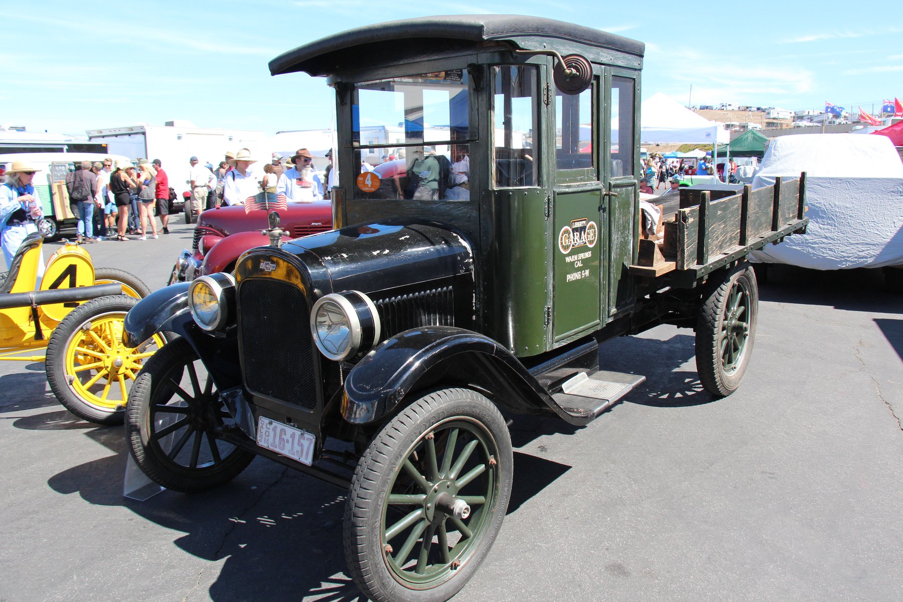 Van Chevrolet MODEL 1324