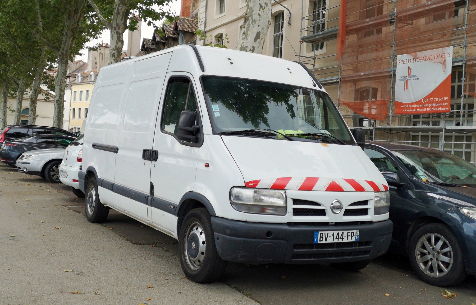 Van Nissan INTERSTAR 90.35-357 M