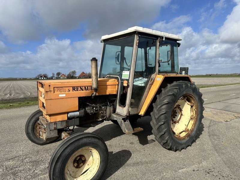 Tractor Renault 65-12 LS