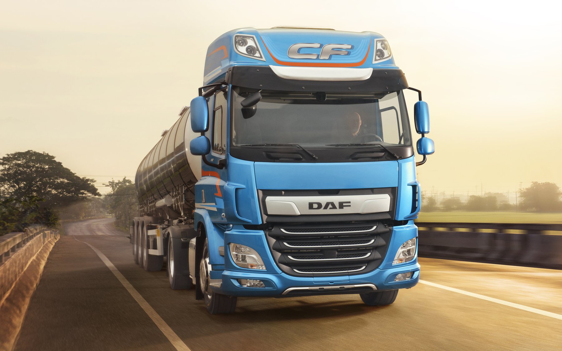 Lastwagen DAF FT2300DHU325