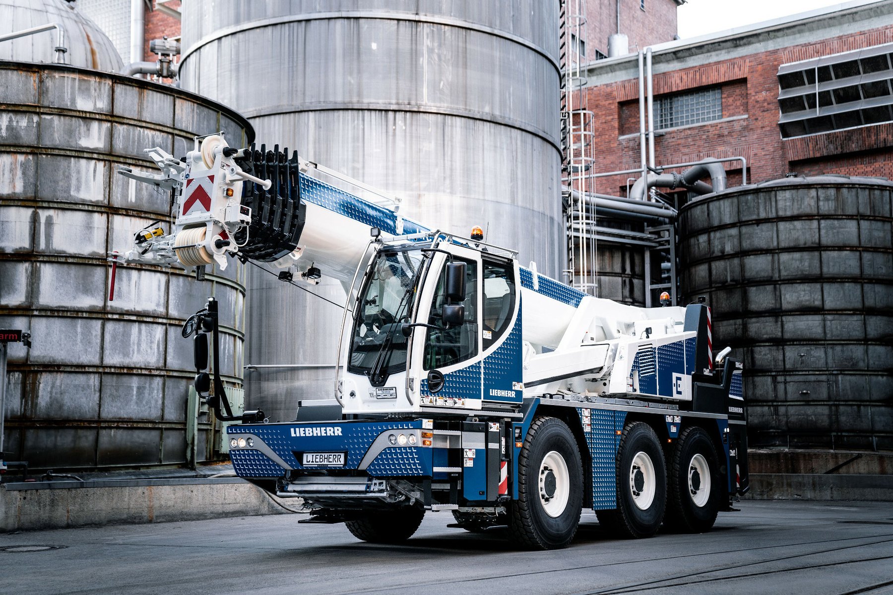 Lastwagen Liebherr A53C