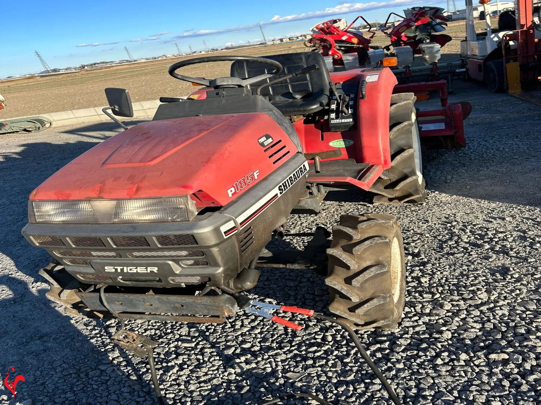 Tractor Shibaura P185F